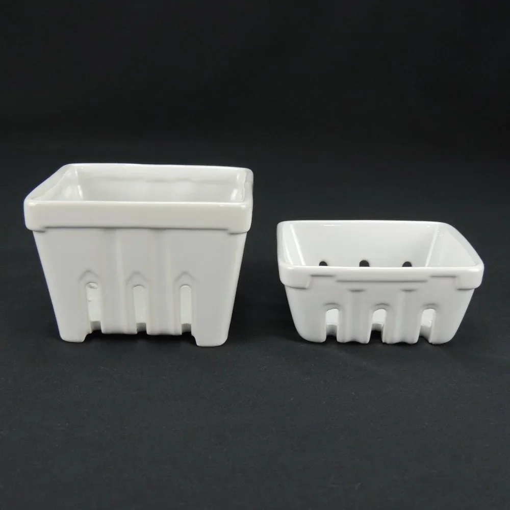 Sur la Table White Berry Basket Set